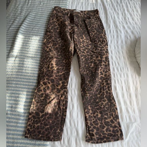 Abercrombie Cheetah Low Rise Jean - Picture 3 of 5